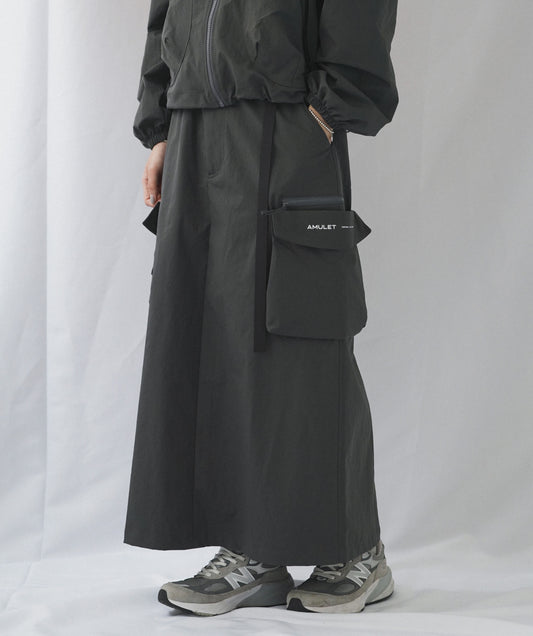 AMULET ZIPPER POCKET SKIRT / GREY