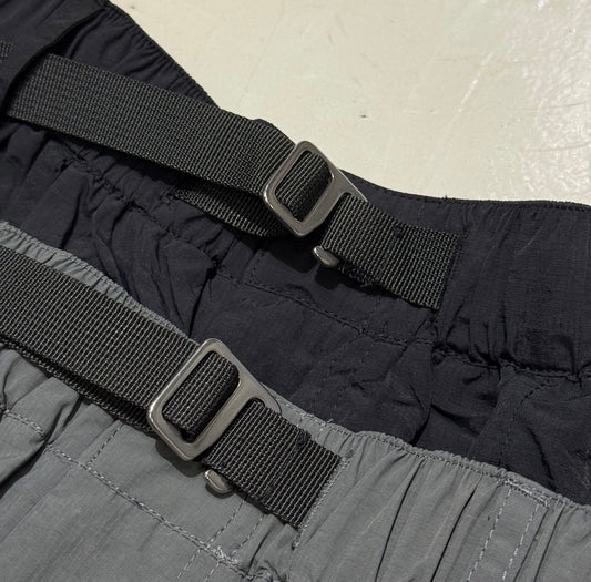 AMULET PATCHWORK POCKETS SHORTS BLACK