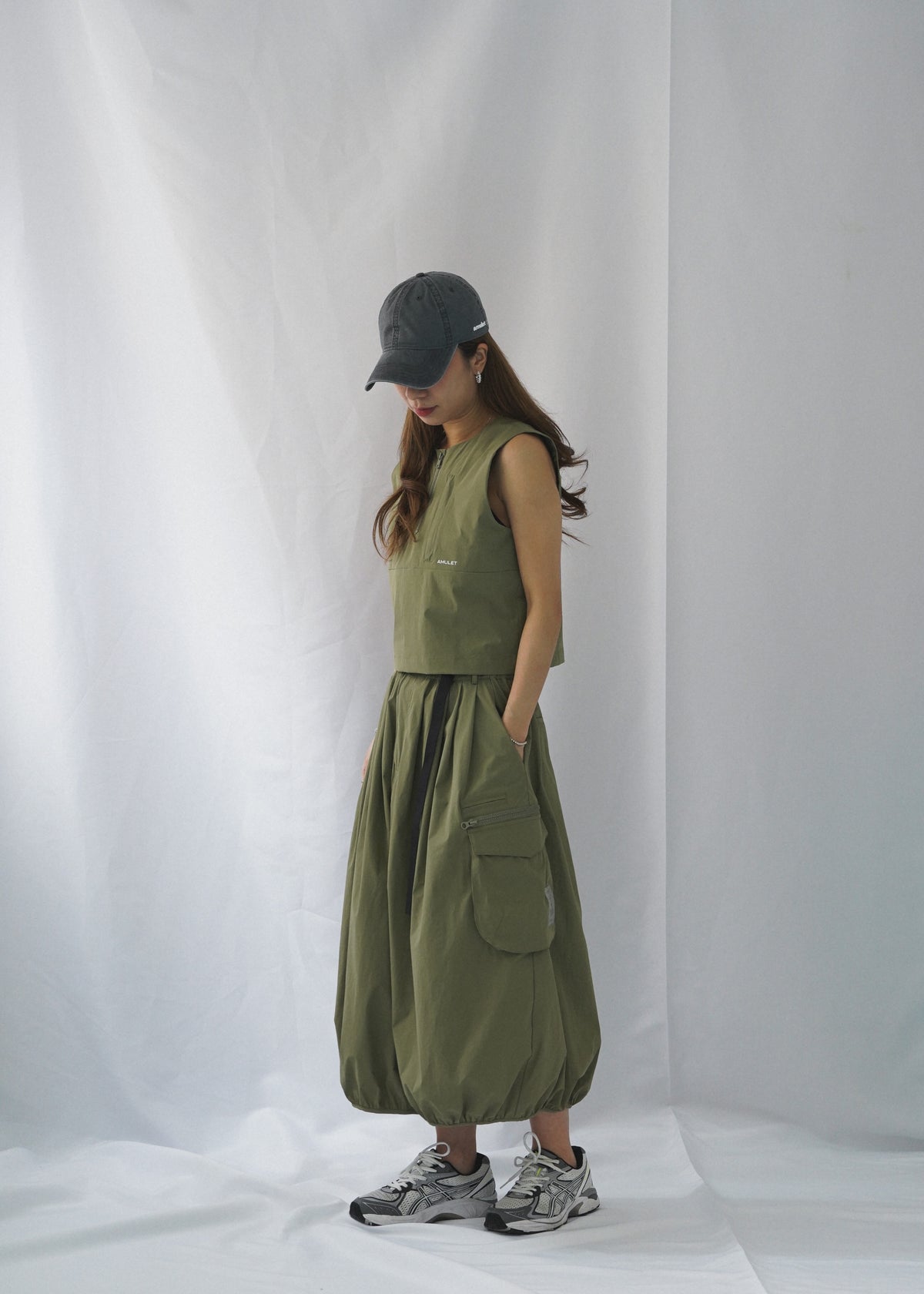 AMULET W TECH TANK TOP 2.0 / OLIVE
