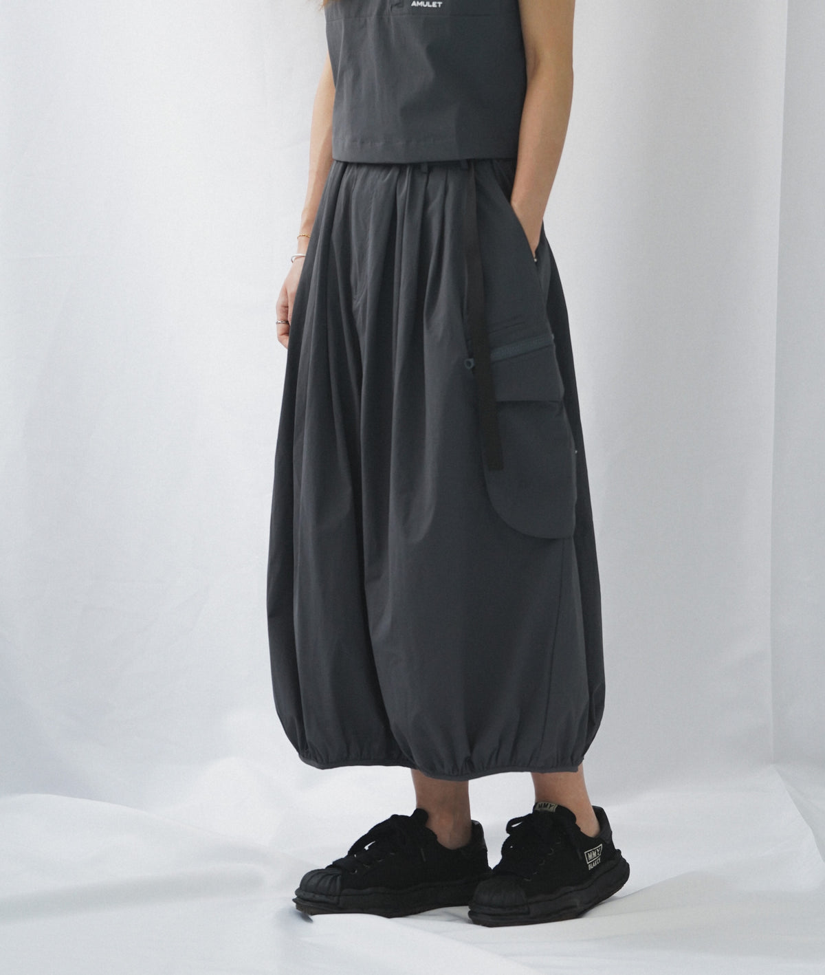 AMULET W TECH TANK TOP 2.0 / GREY