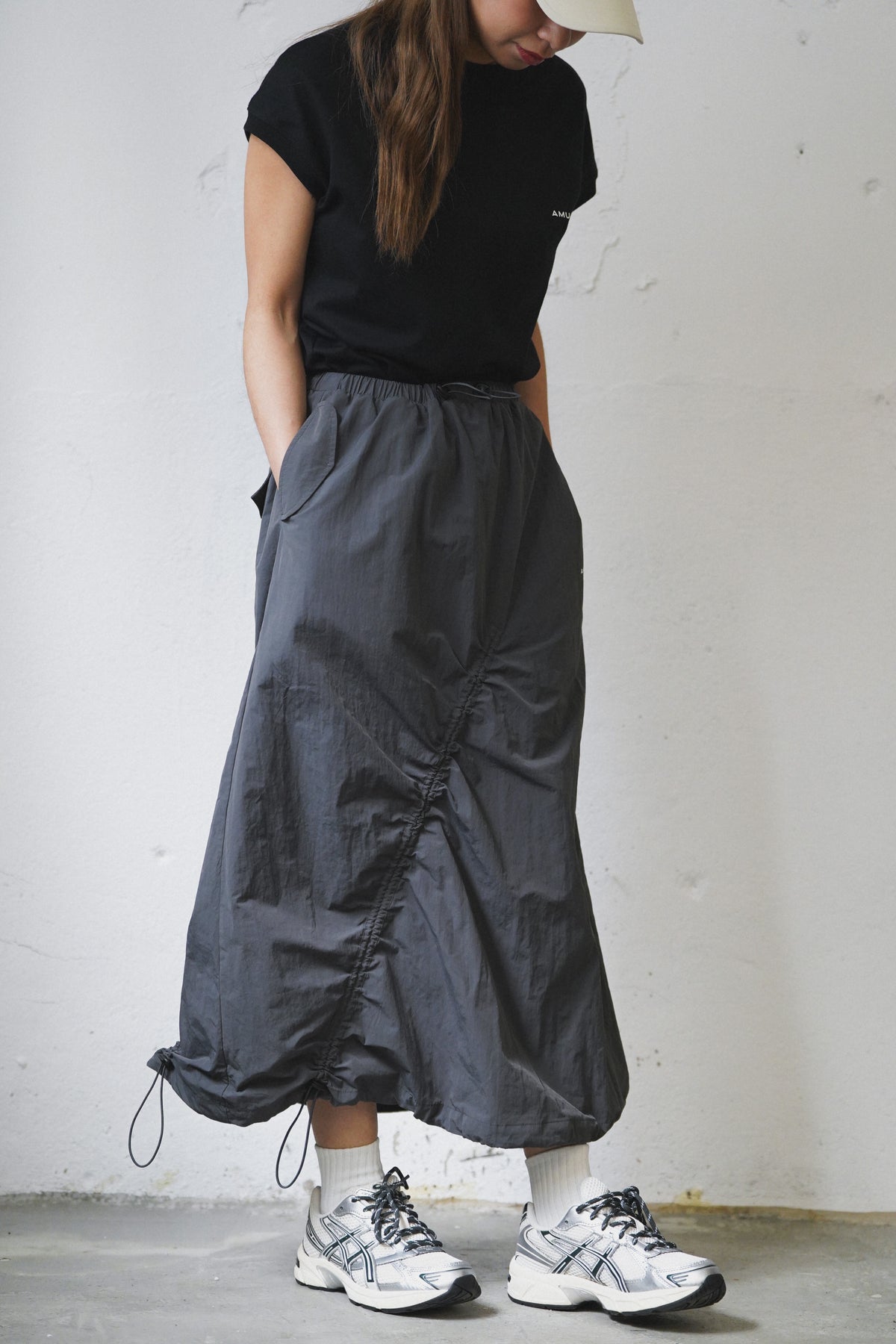 AMULET SLASH SKIRT GREY