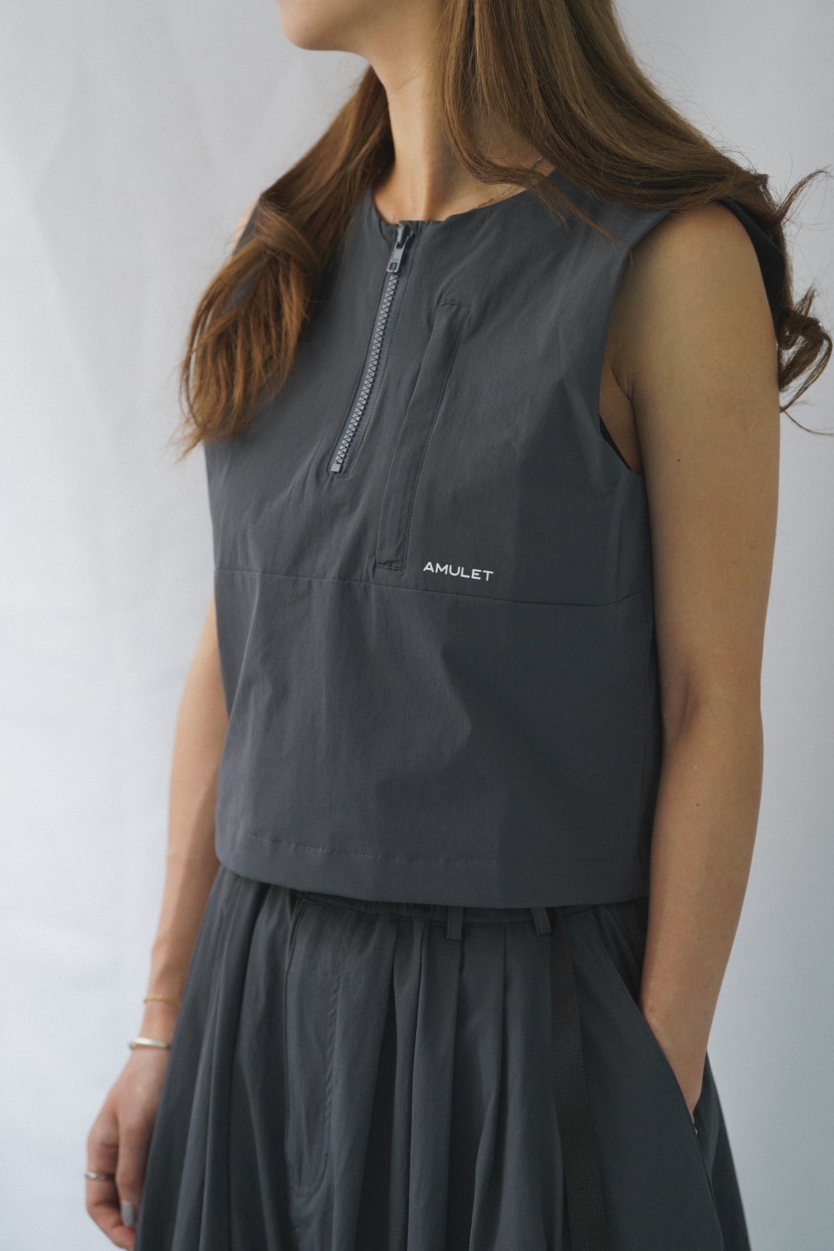AMULET W TECH TANK TOP 2.0 / GREY