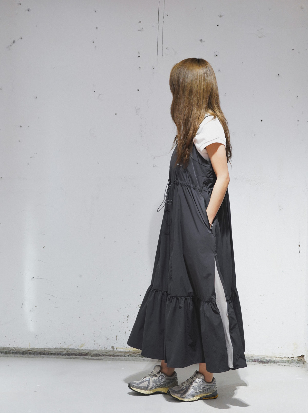 AMULET MULIT LAYER DRESS / GREY