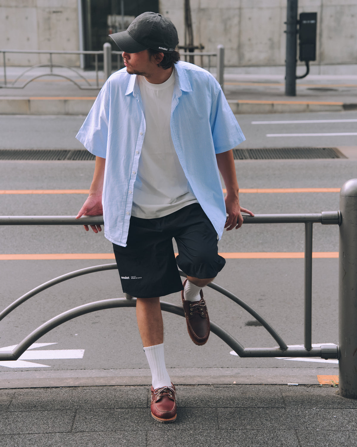 AMULET BASIC SHORTS / NAVY