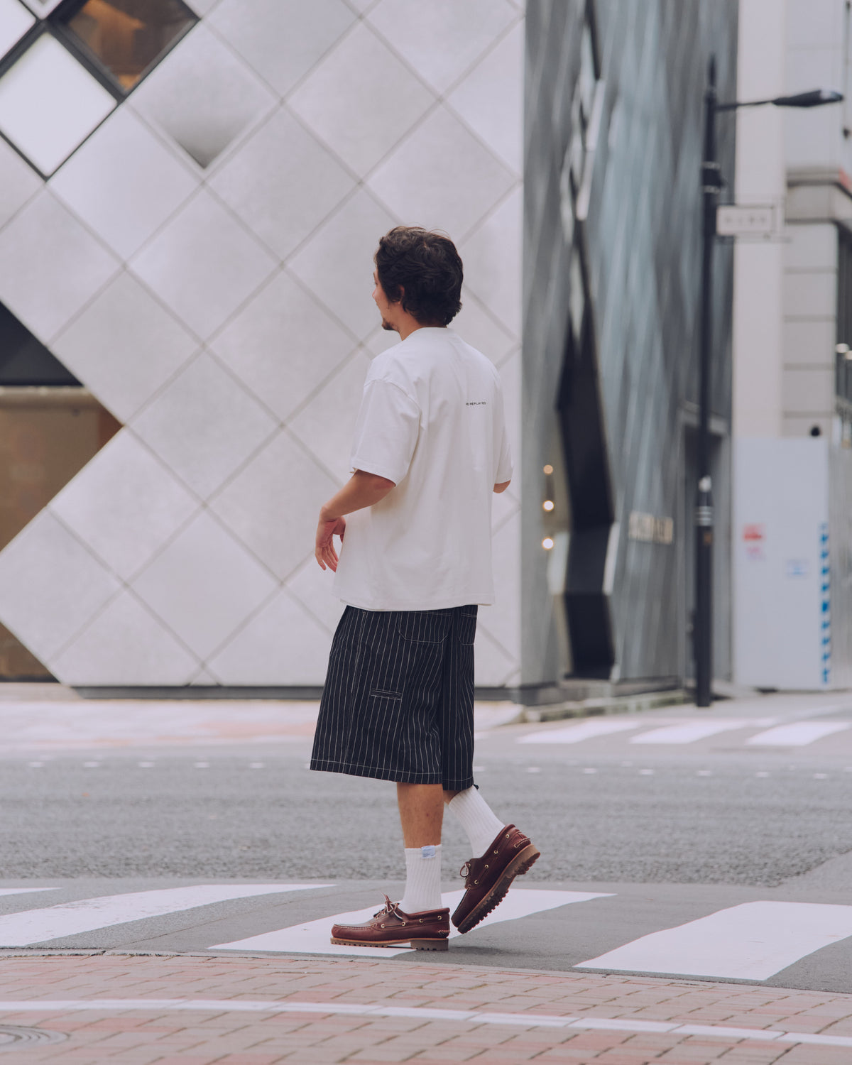AMULET SIGNATURES SHORTS / DENIM