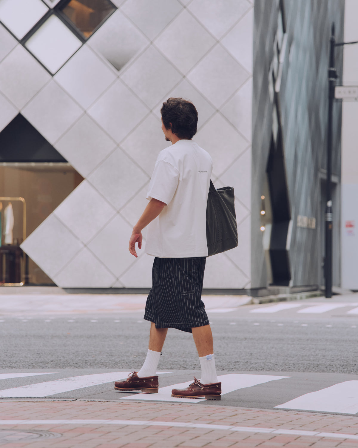 AMULET SIGNATURES SHORTS / DENIM