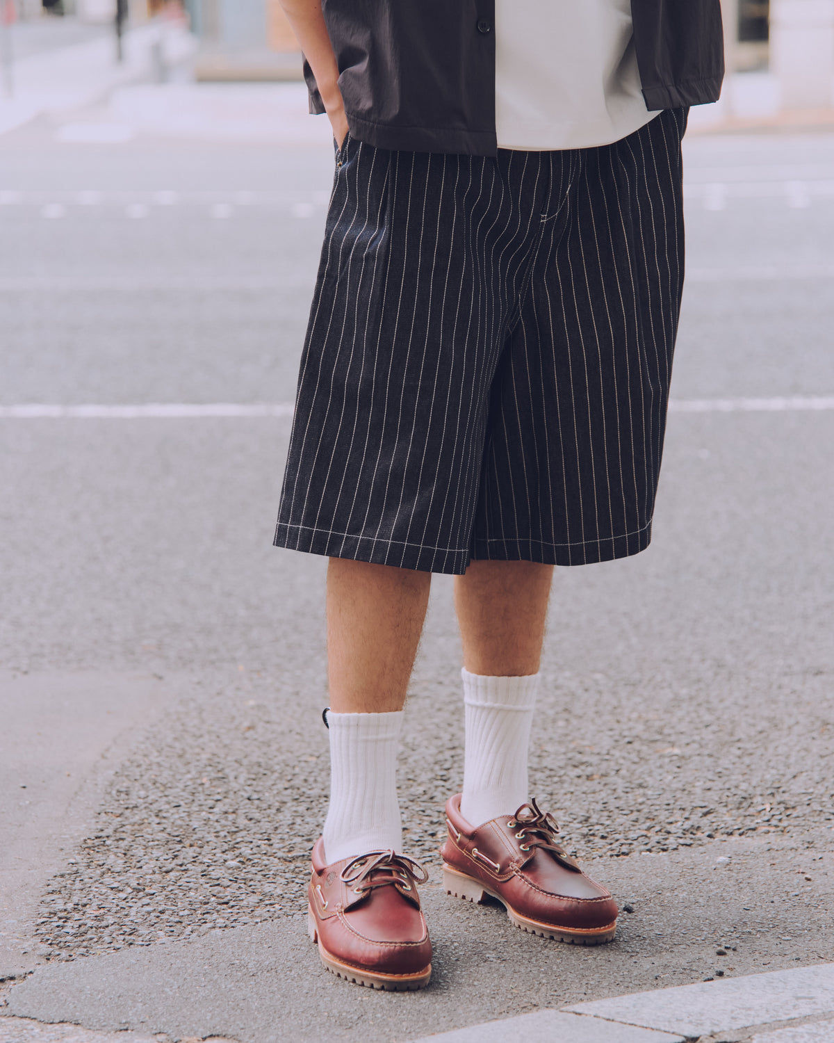 AMULET SIGNATURES SHORTS / DENIM