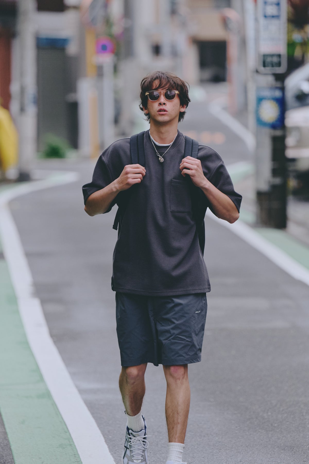 AMULET EASY SHORTS / CHARCOAL