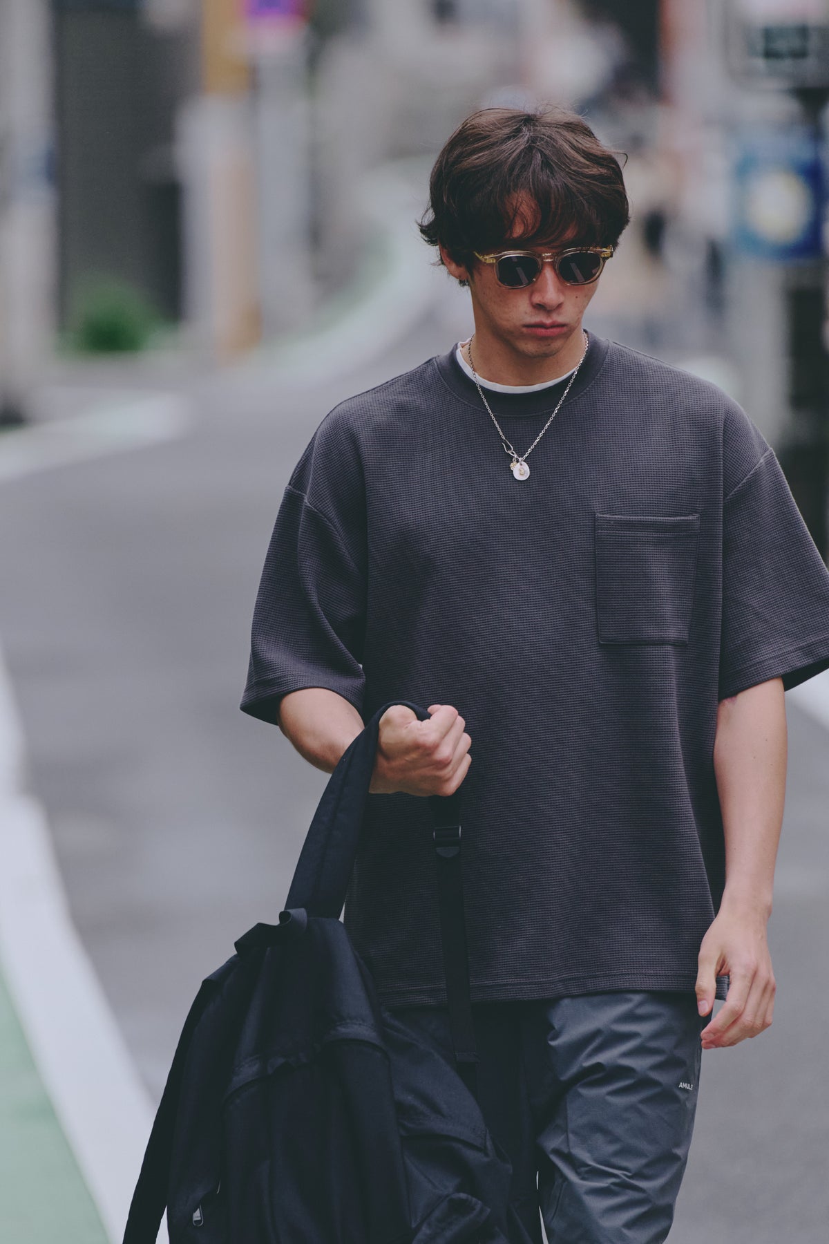 AMULET EASY SHORTS / CHARCOAL