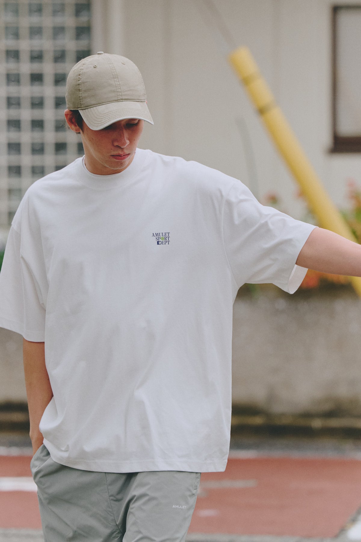 AMULET TENNIS TEE / NAVY
