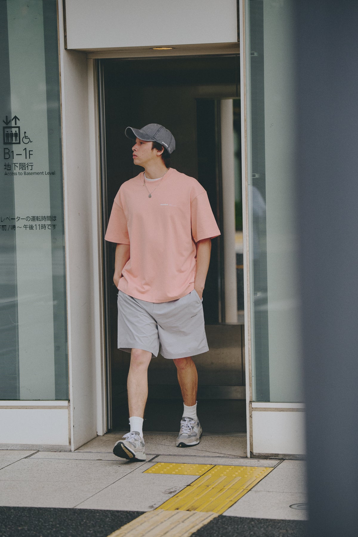 AMULET ESSENTIAL TEE PINK