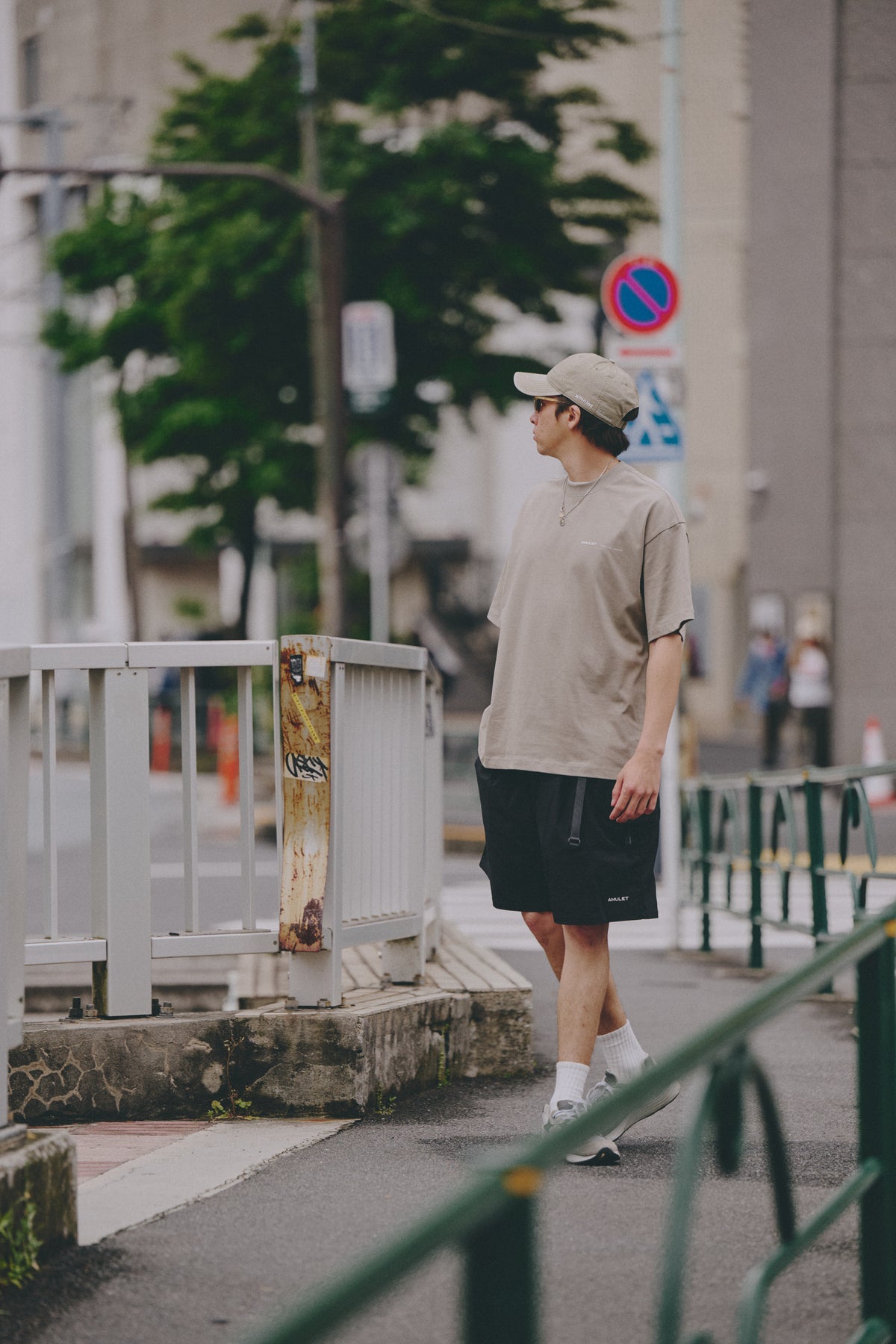 AMULET EASY POCKET SHORTS / BEIGE