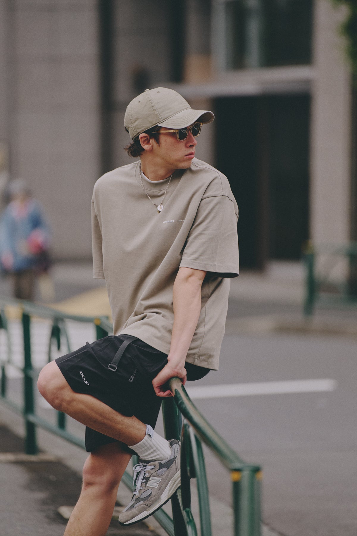 AMULET EASY POCKET SHORTS / BEIGE