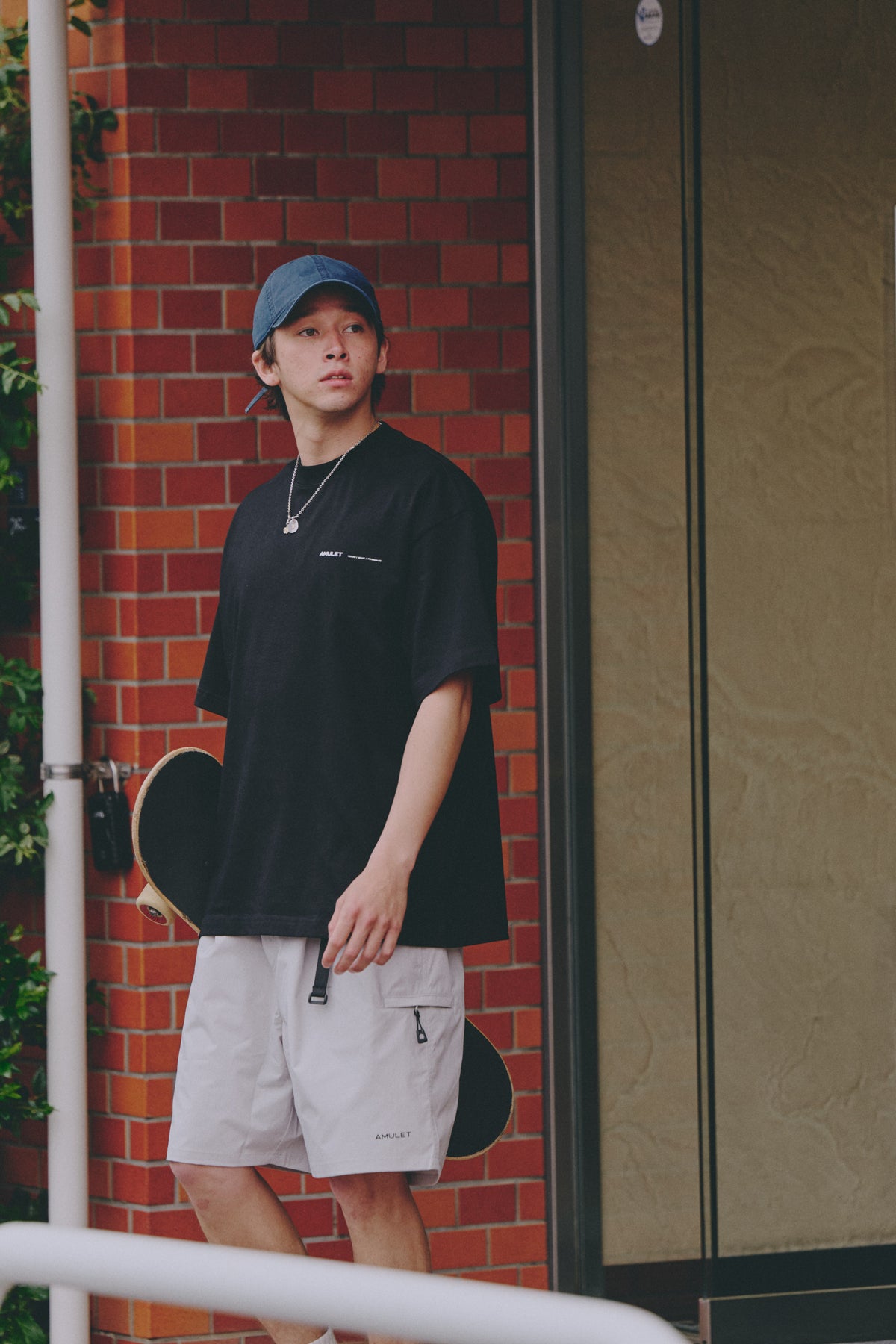 AMULET BASIC TEE/ BLACK