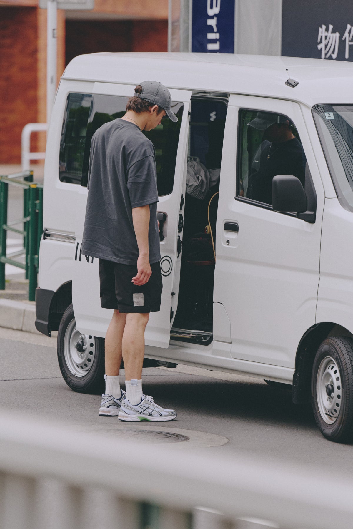 AMULET EASY SHORTS / BLACK
