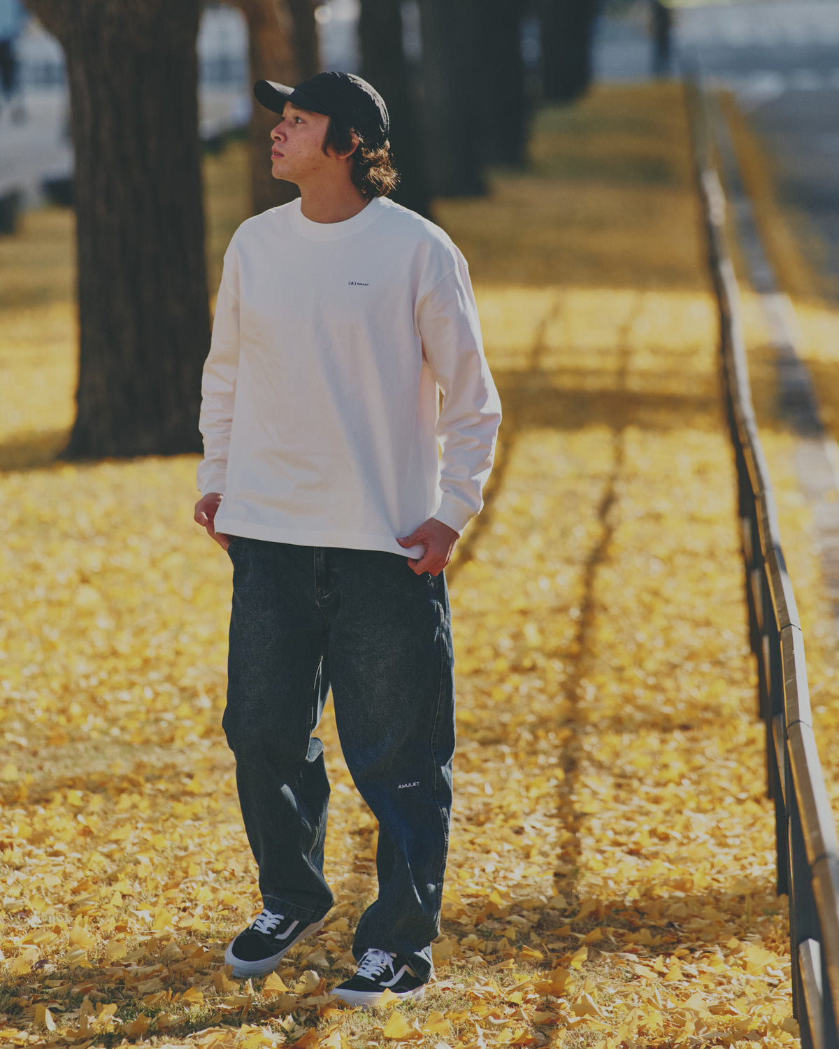 AMULET WASHED JEANS