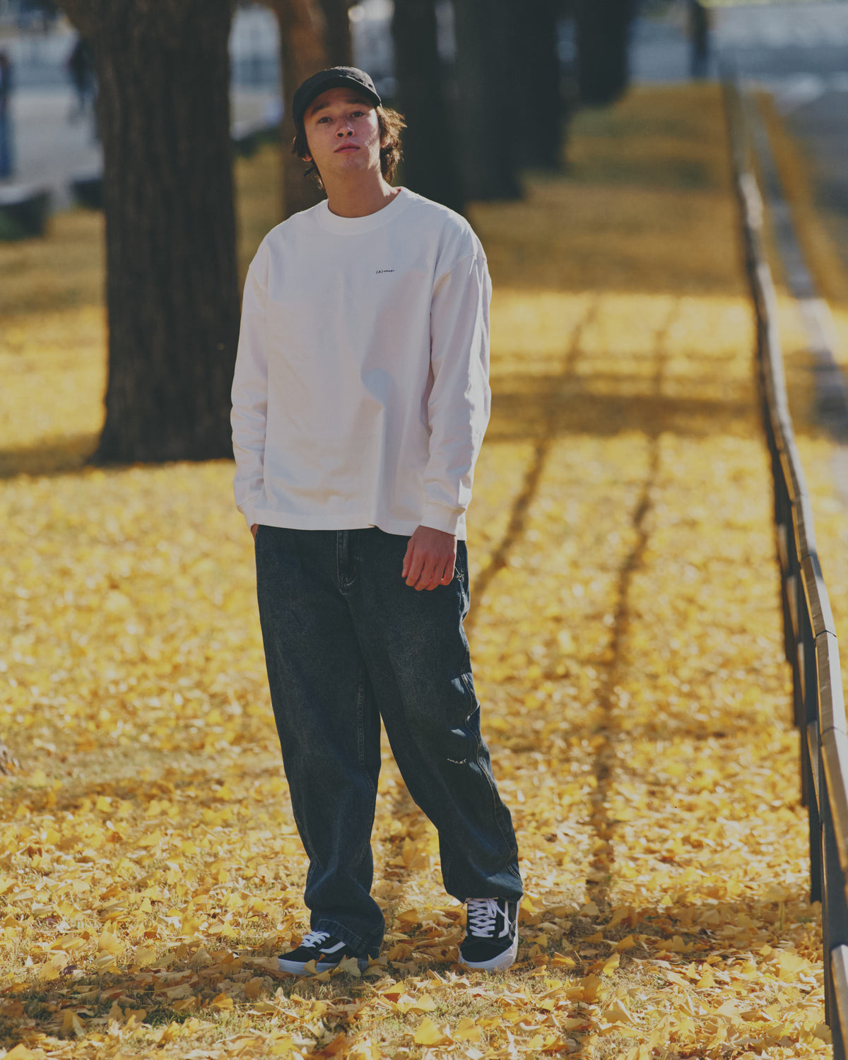 AMULET WASHED JEANS