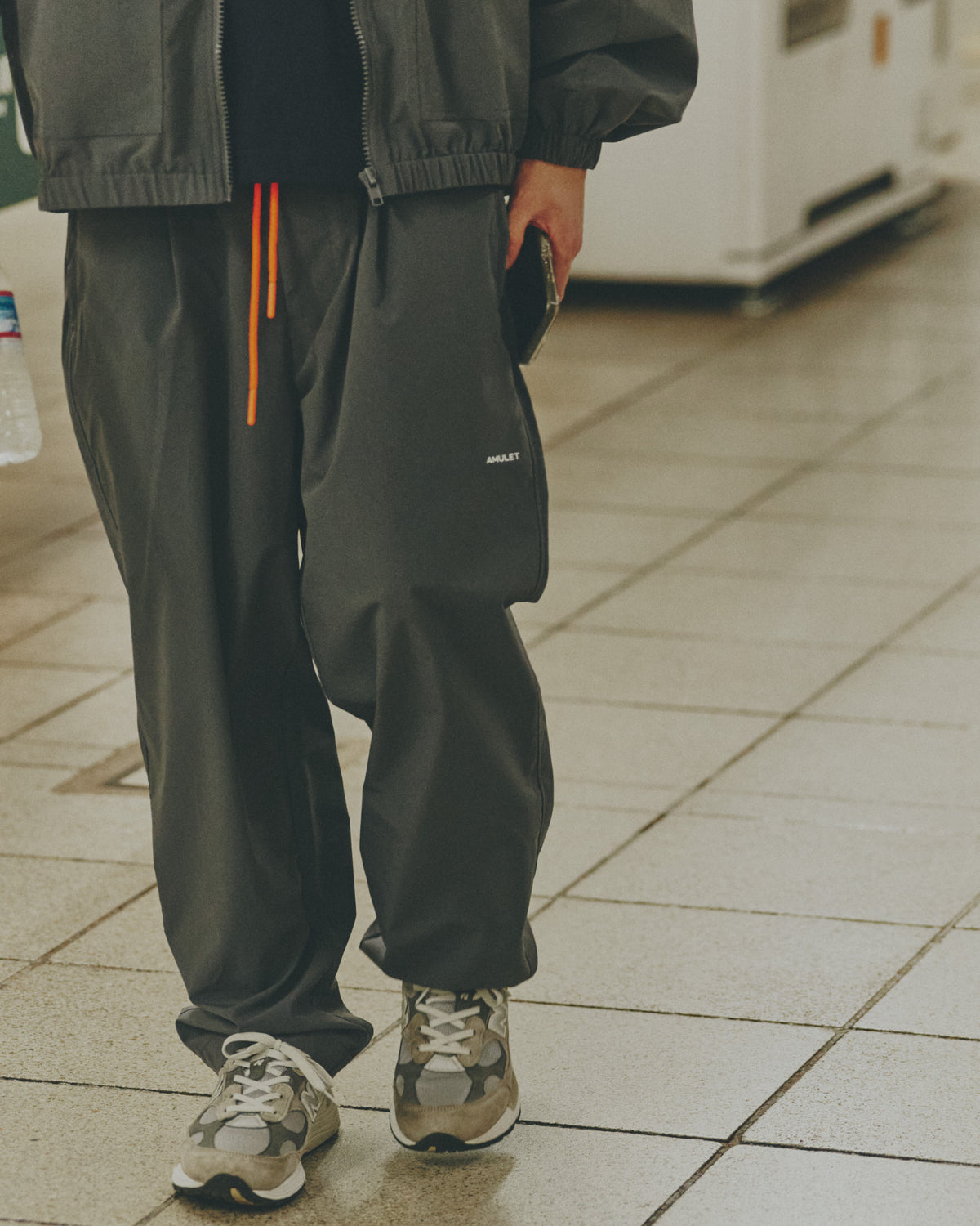 AMULET EASY CHINO / GREY