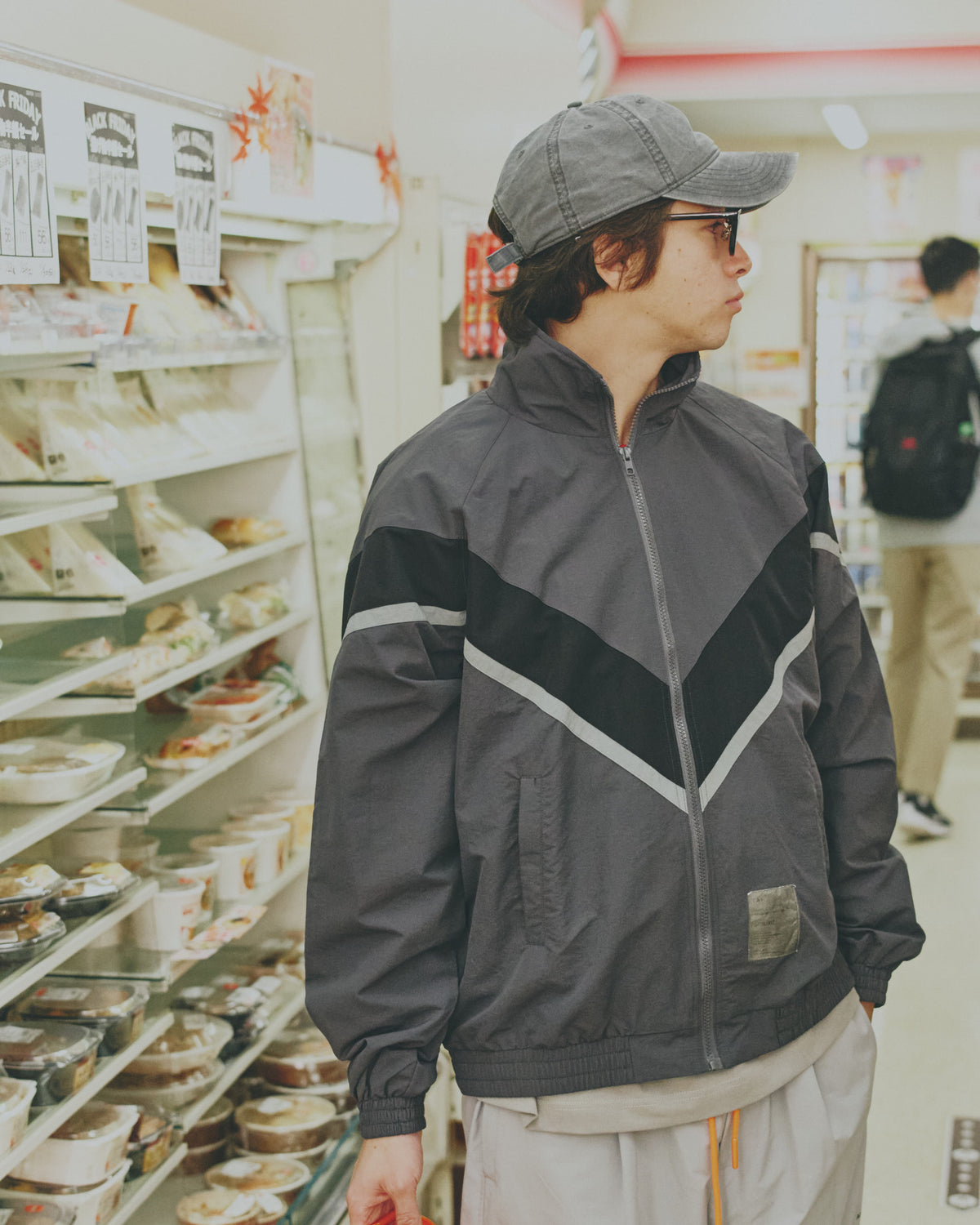 AMULET V LINE TRAINING JACKET / GREY