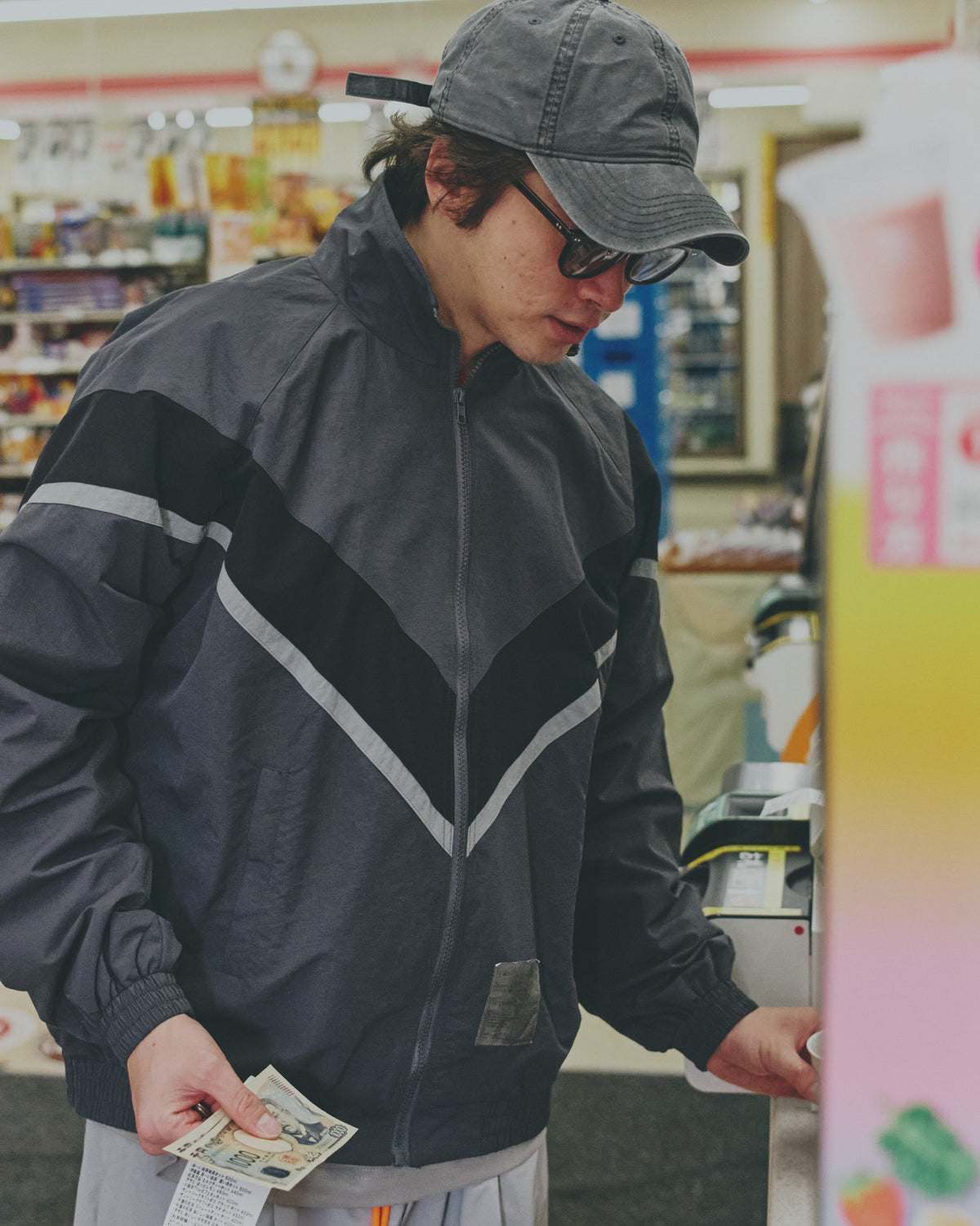 AMULET V LINE TRAINING JACKET / GREY