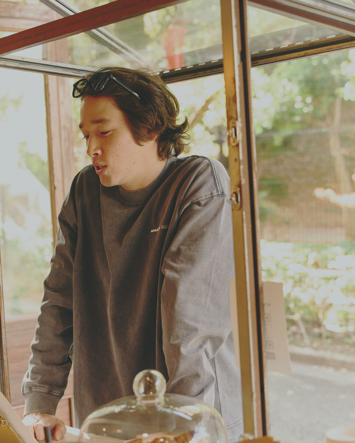 AMULET ESSENTIAL TEE LS / WASHED GREY