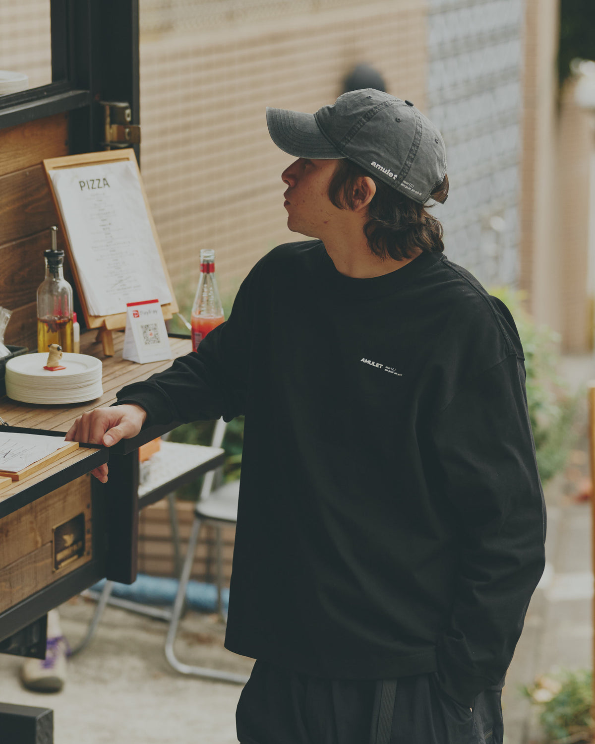 AMULET ESSENTIAL TEE LS / BLACK