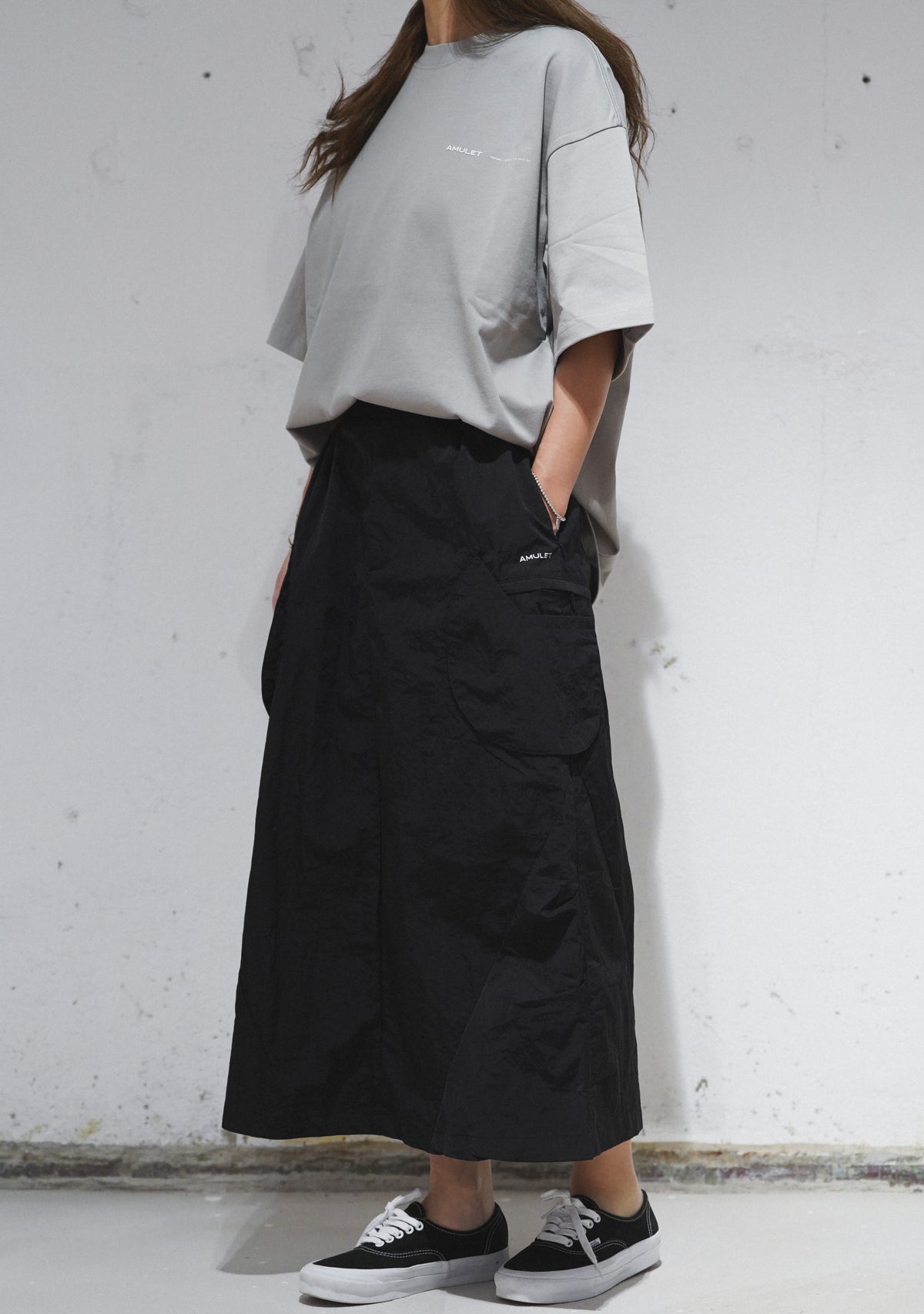 AMULET ROUND BAG SKIRT / LT GREY