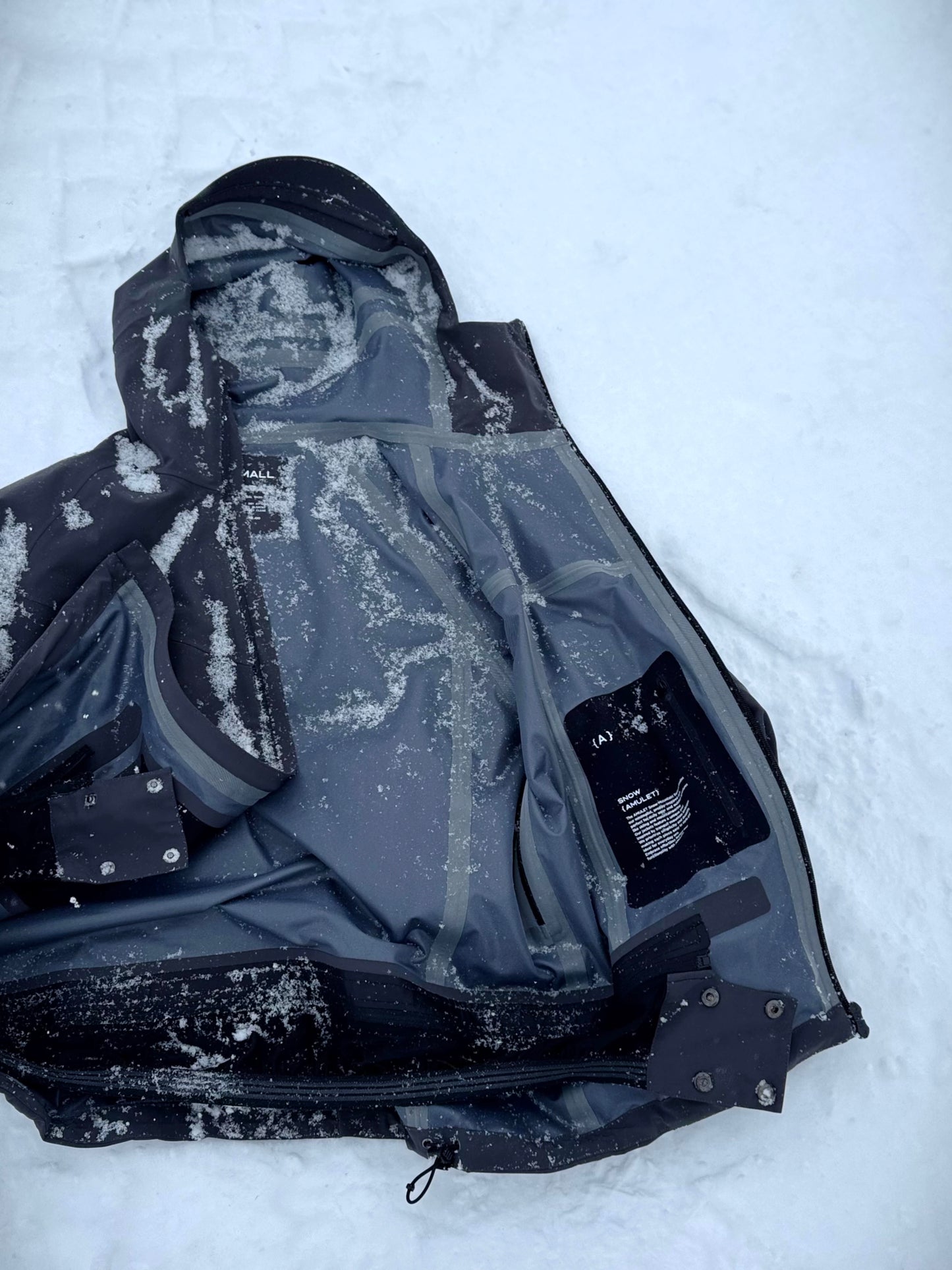 SNOW AMULEL SWASH JACKET