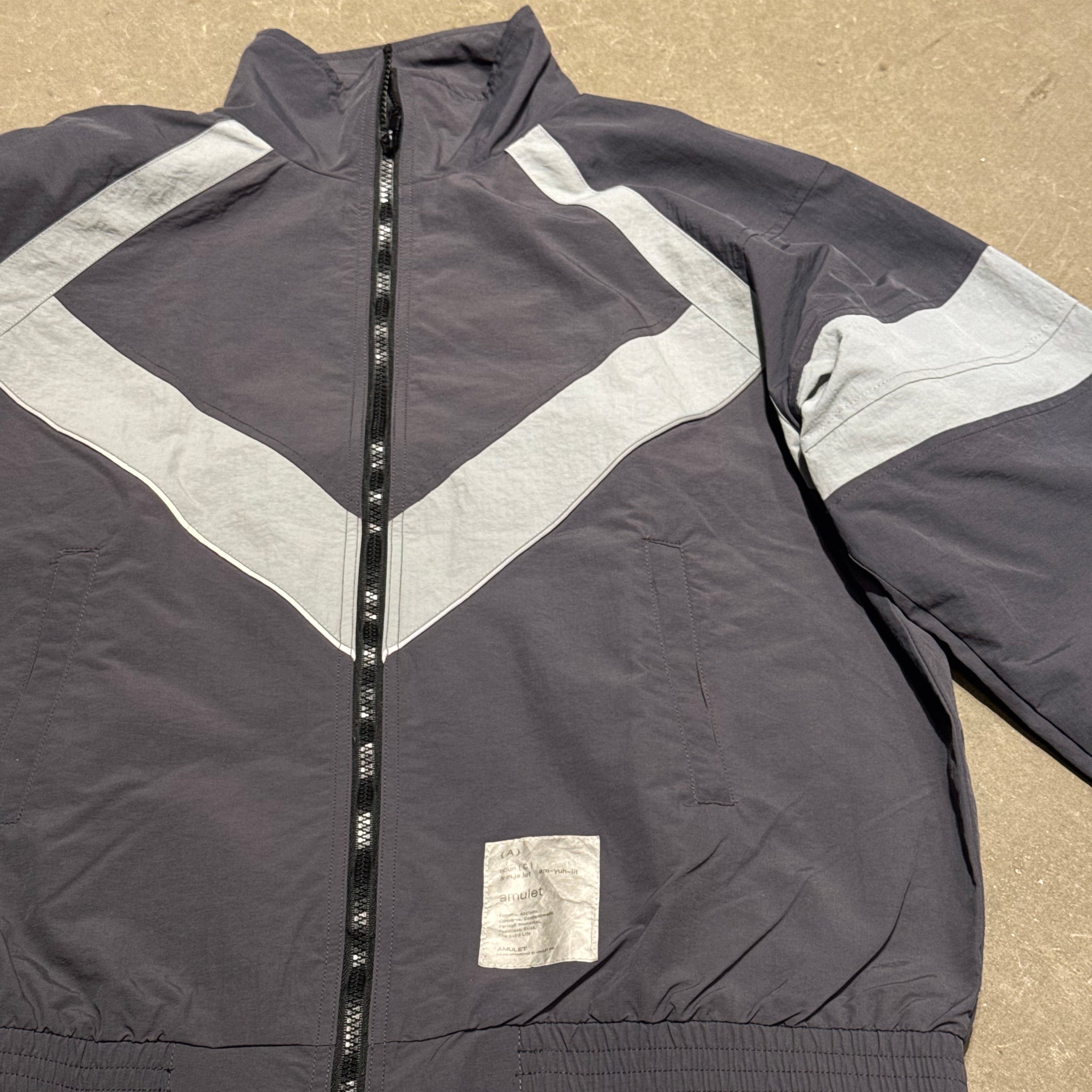 AMULET V LINE TRAINING JACKET GREY