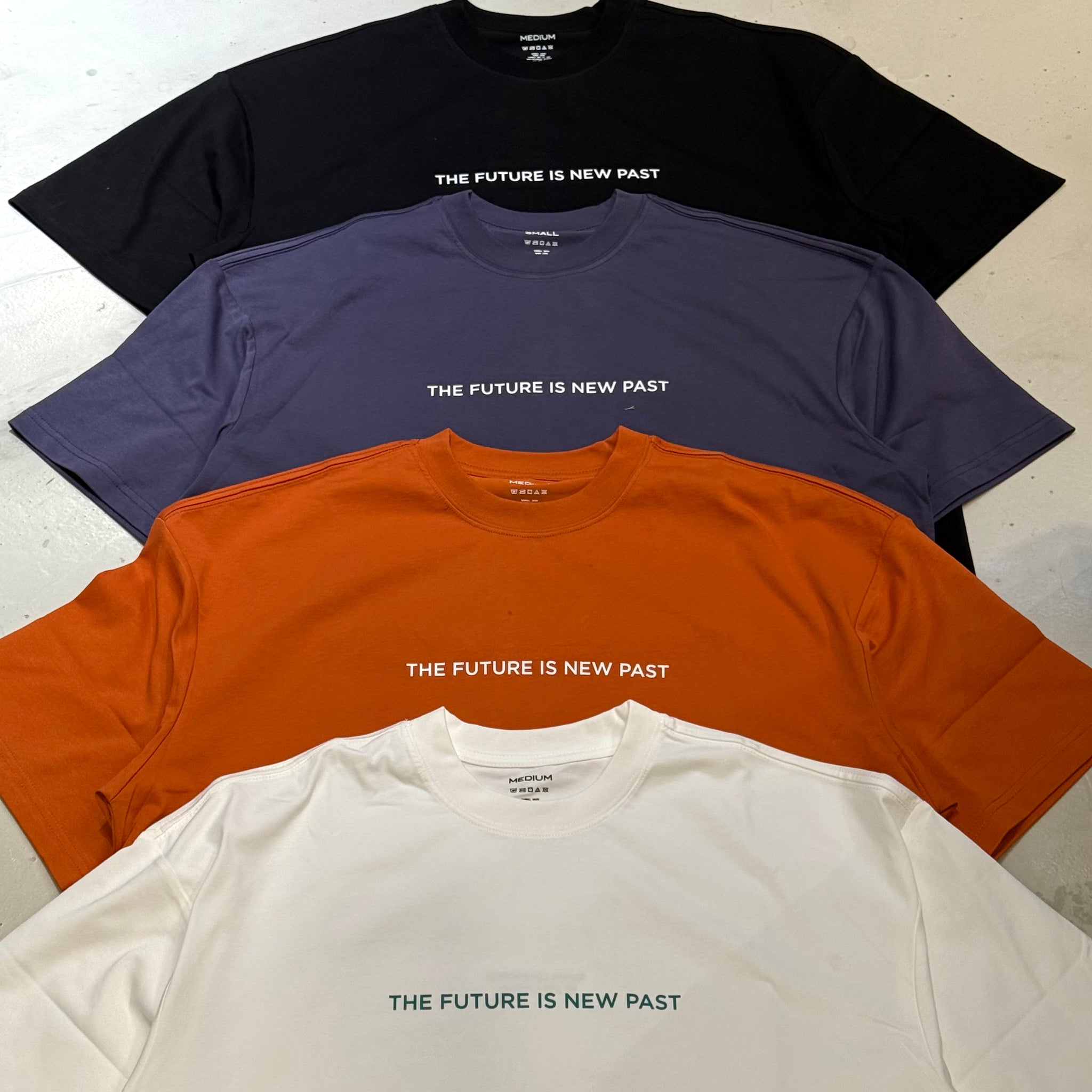 AMULET THE FUTURE IS NEW PAST TEE ORANGE