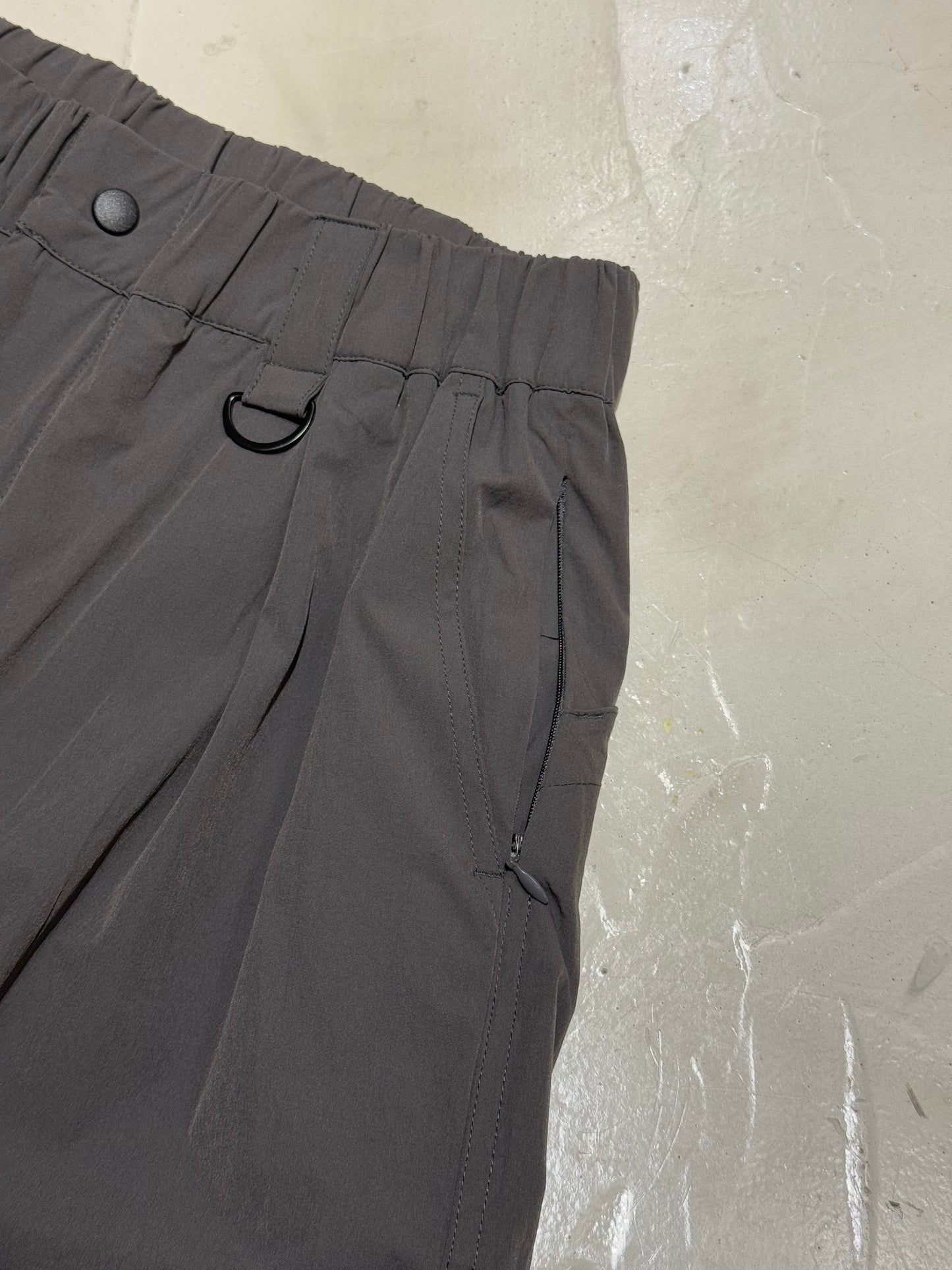 AMULET COOLNESS CHINO / GREY