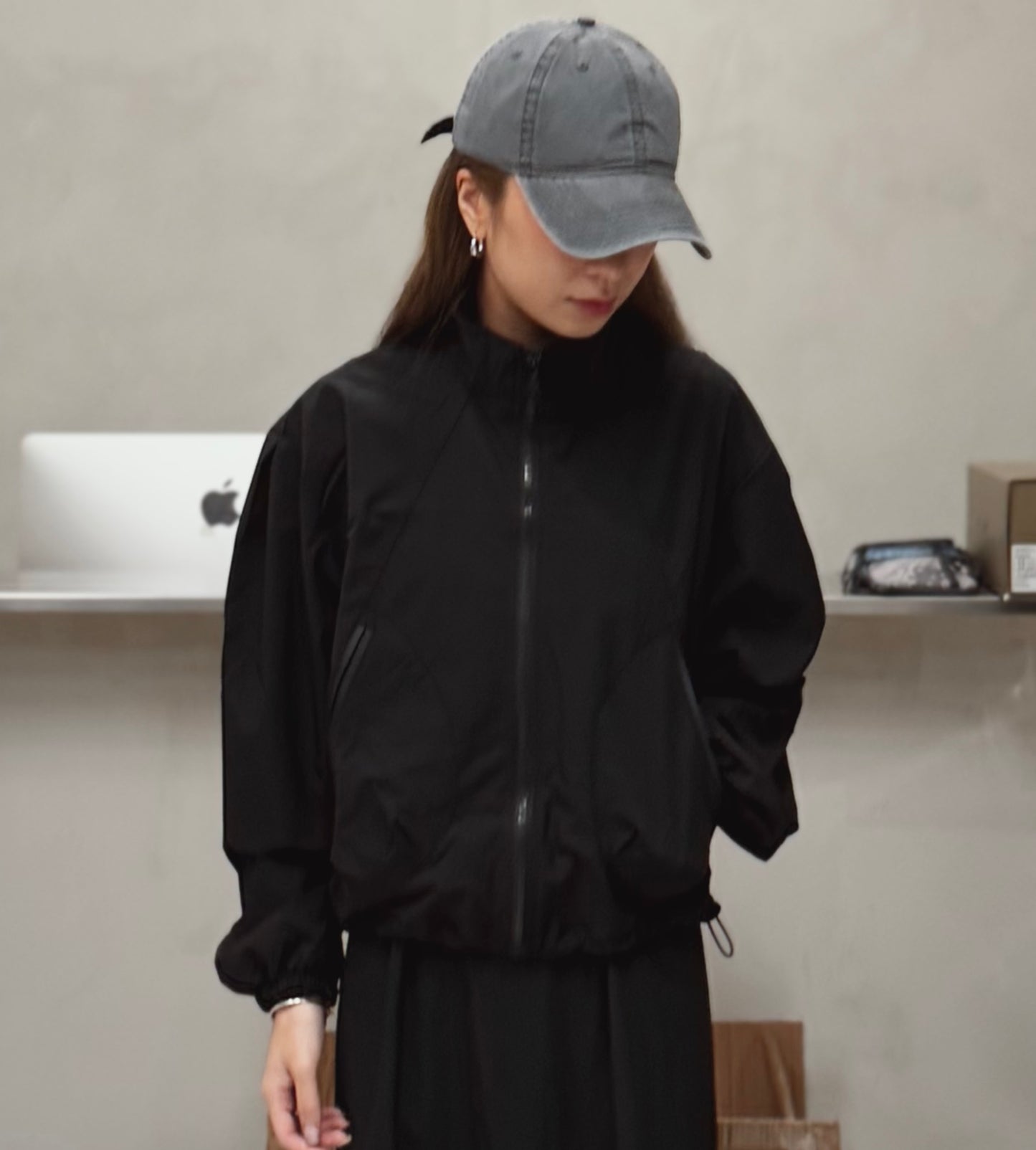 AMULET WOMEN TRAINING JACKET / BLACK