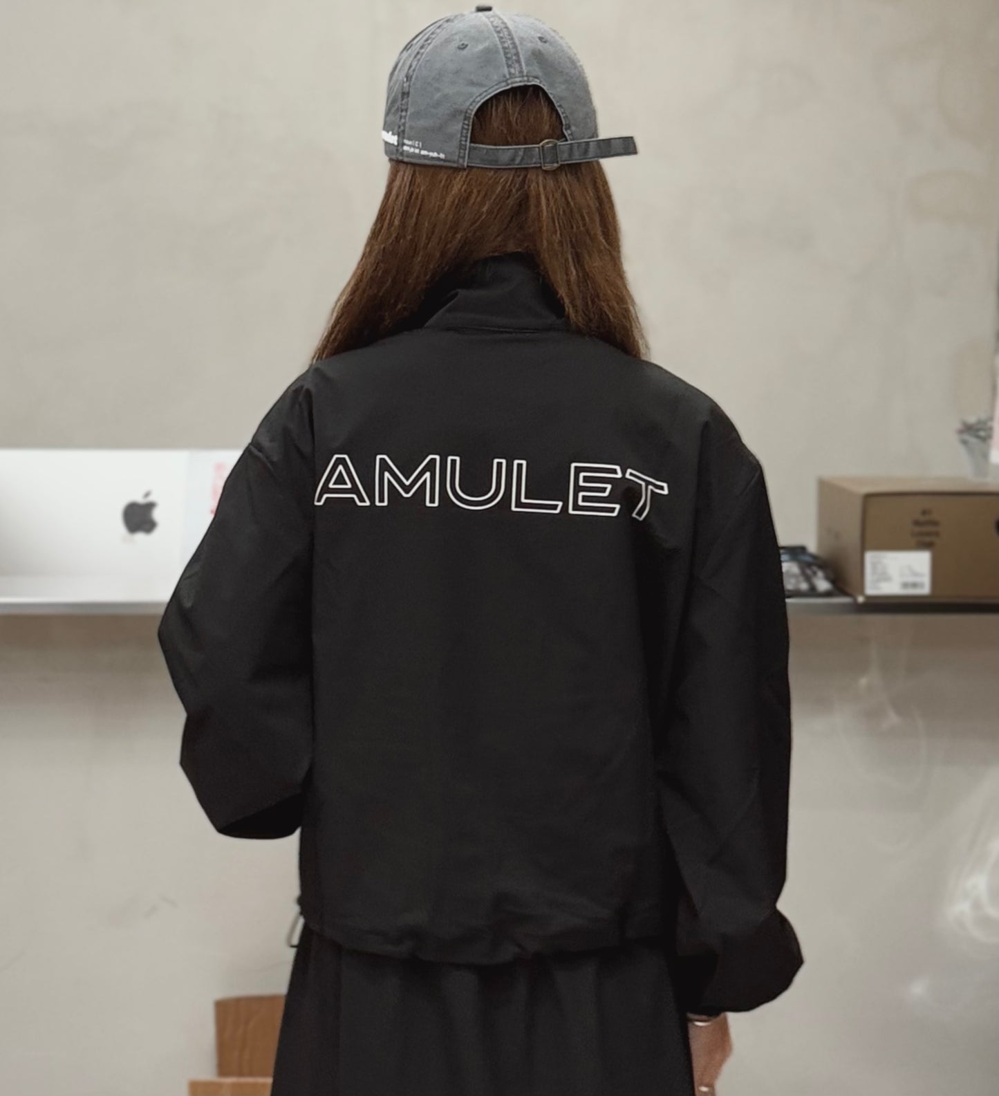 AMULET WOMEN TRAINING JACKET / BLACK