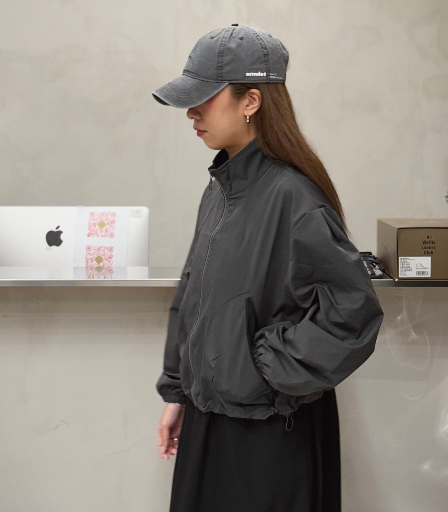 AMULET WOMEN TRAINING JACKET / BLACK