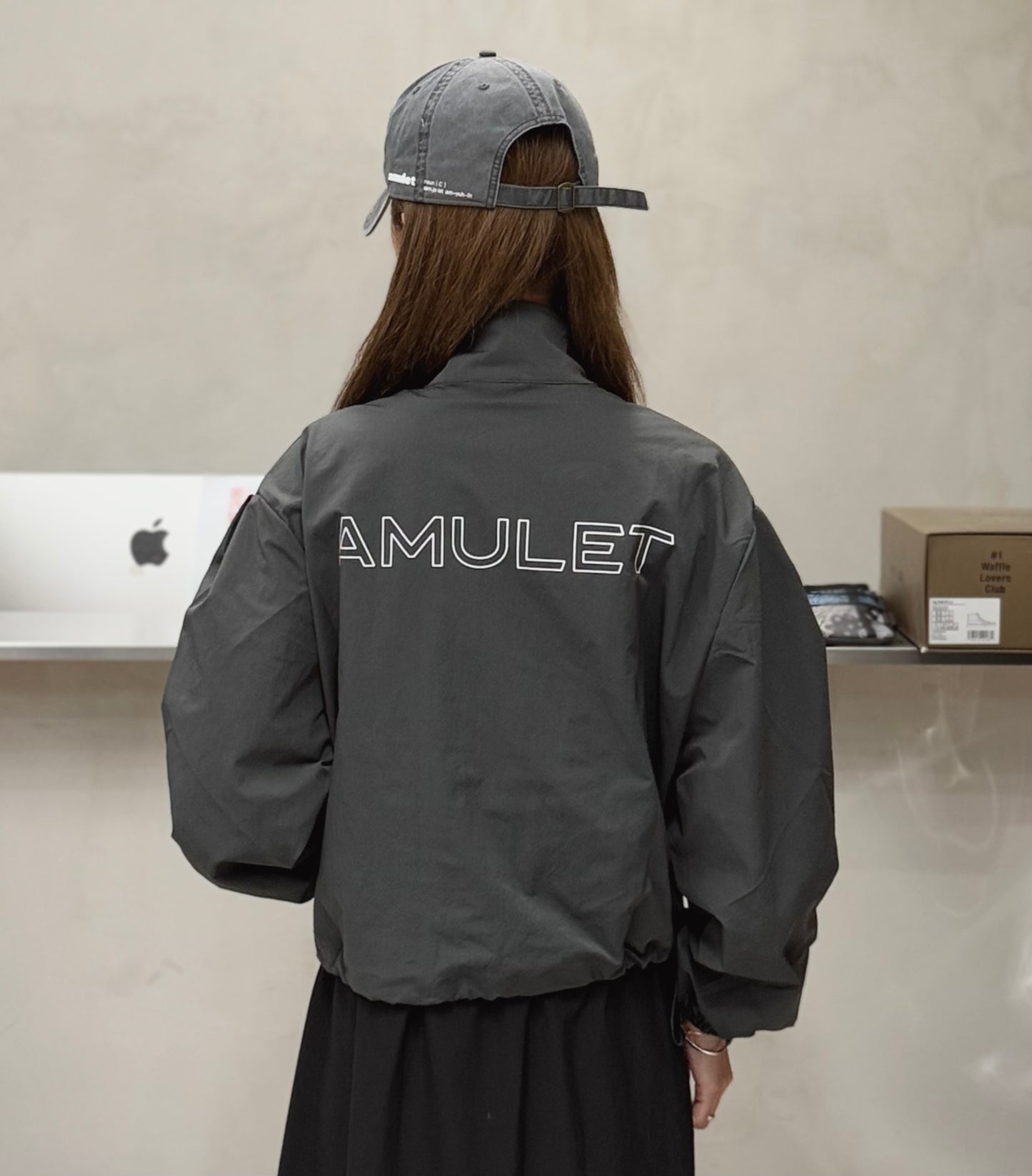 AMULET WOMEN TRAINING JACKET / BLACK