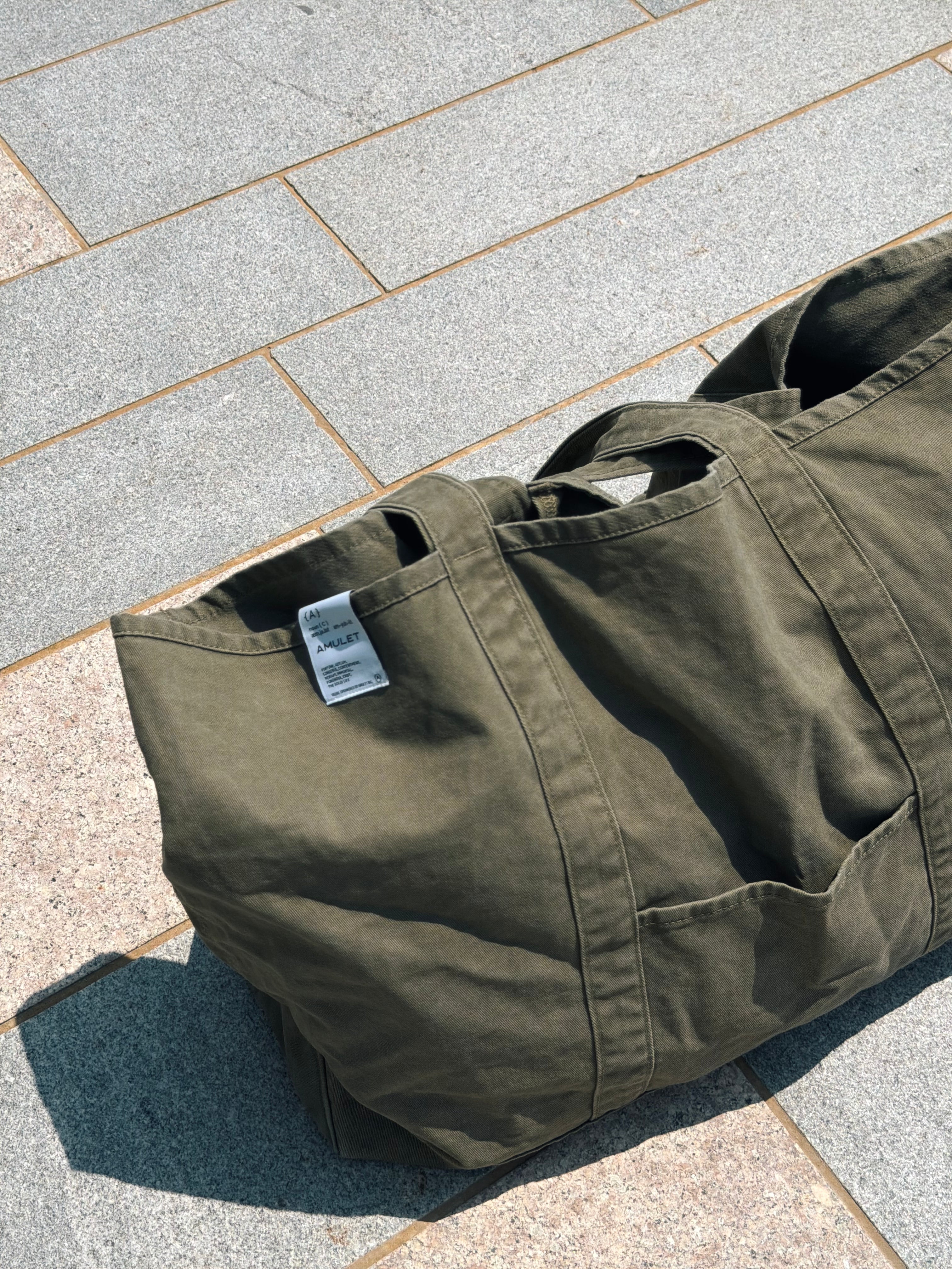 AMULET WASHED TOTE BAG / GREY