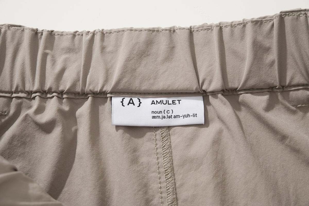 AMULET SIDE 3D POCKET SKIRT BEIGE