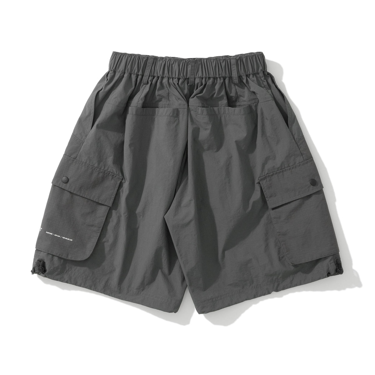 AMULET PATCHWORK POCKETS SHORTS GREY