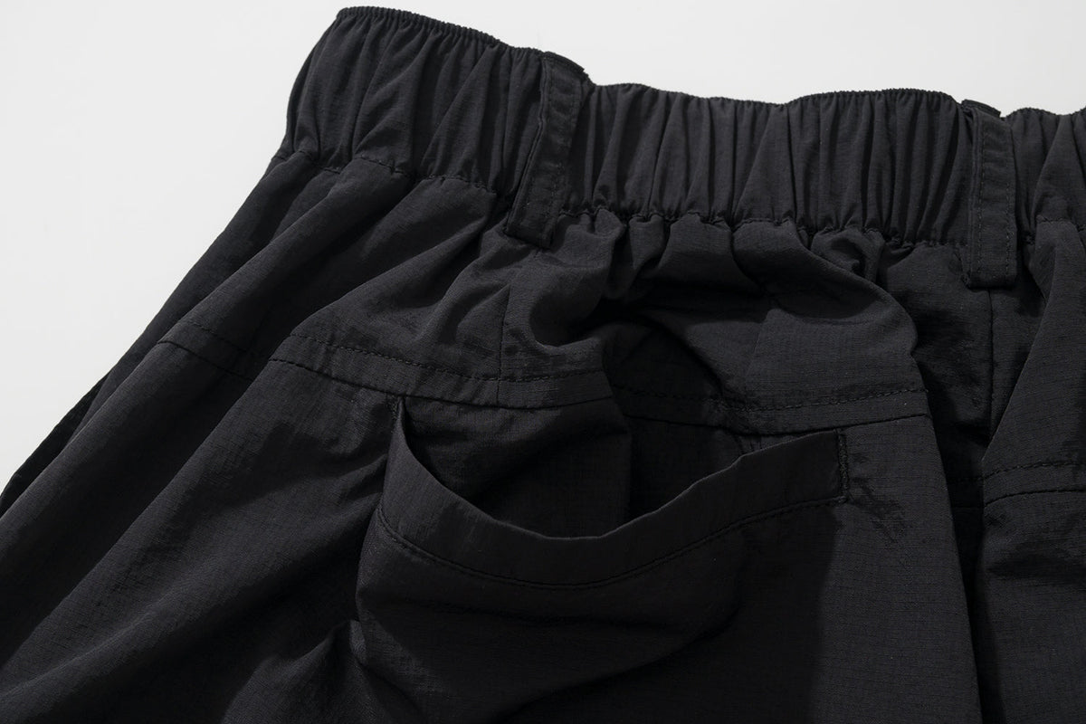 AMULET PATCHWORK POCKETS SHORTS GREY
