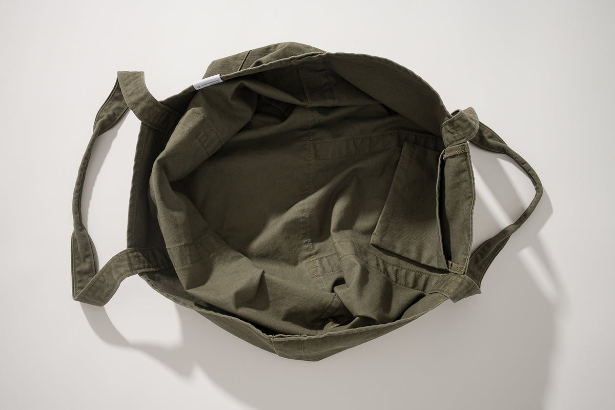 AMULET WASHED TOTE BAG / BROWN