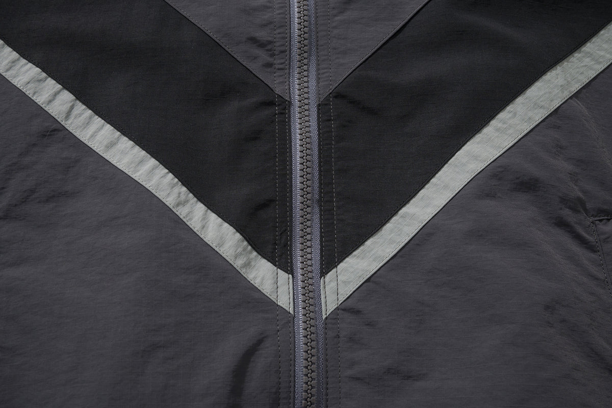 AMULET V LINE TRAINING JACKET / GREY