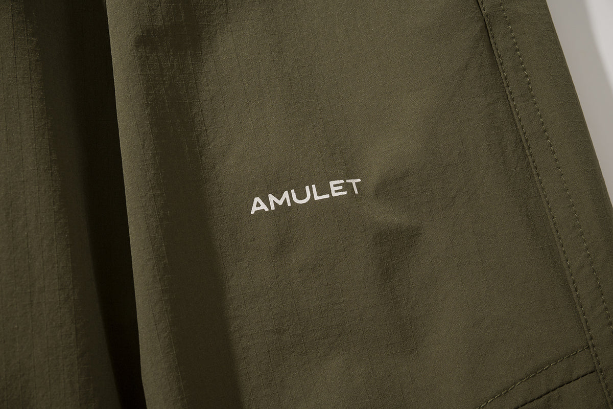 AMULET REGULAR BALLOON CHINO / BLACK