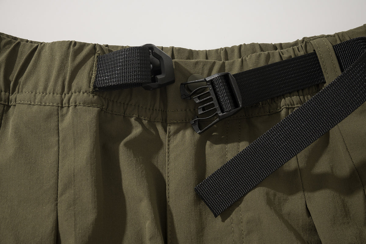 AMULET REGULAR BALLOON CHINO / BLACK