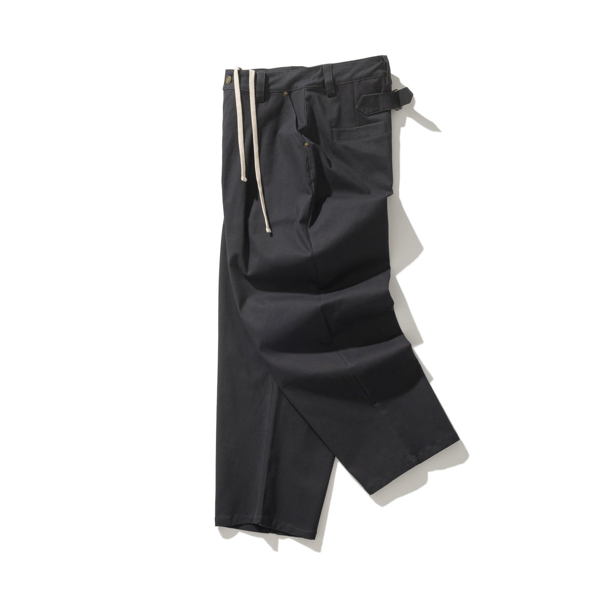 AMULET BALLOON CHINO BLACK