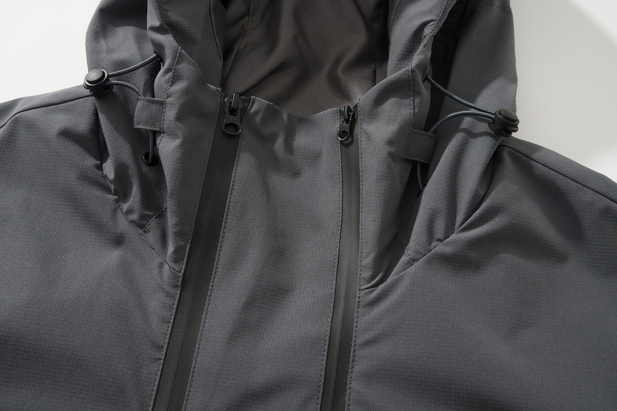 AMULET WINDBREAKER JACKET BLACK
