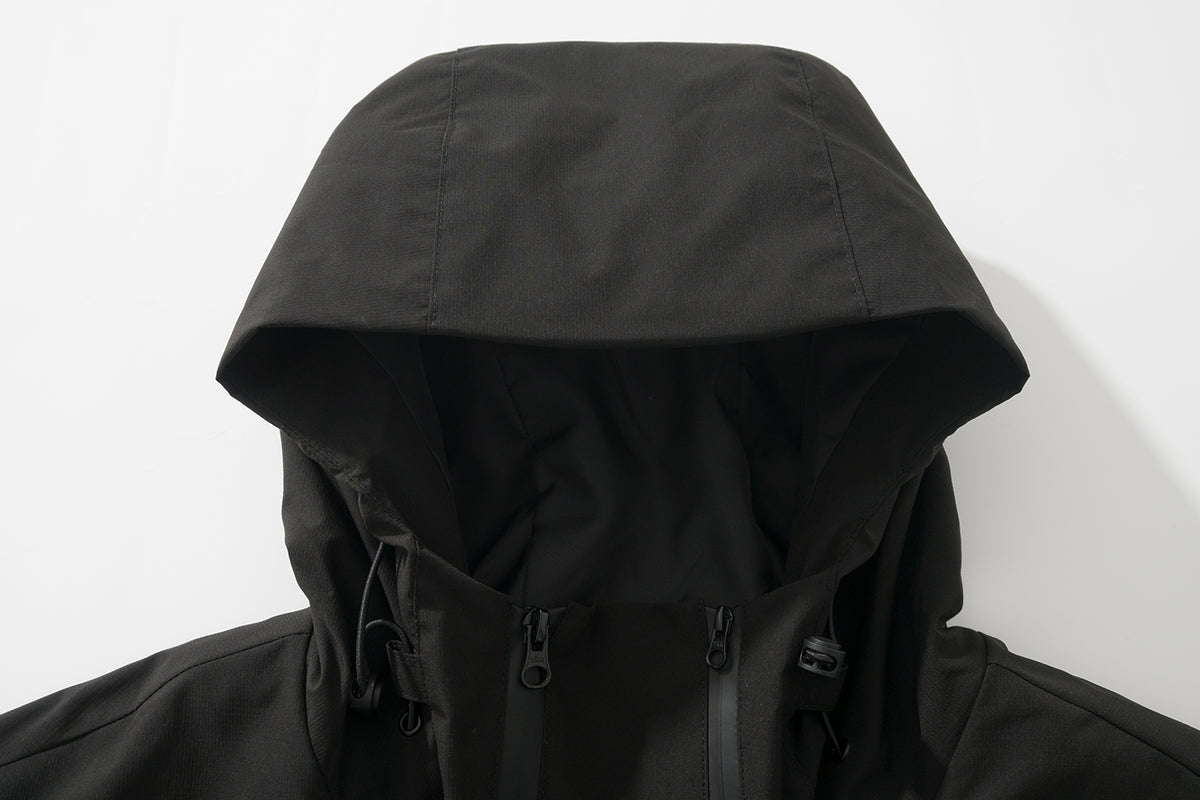AMULET WINDBREAKER JACKET BLACK