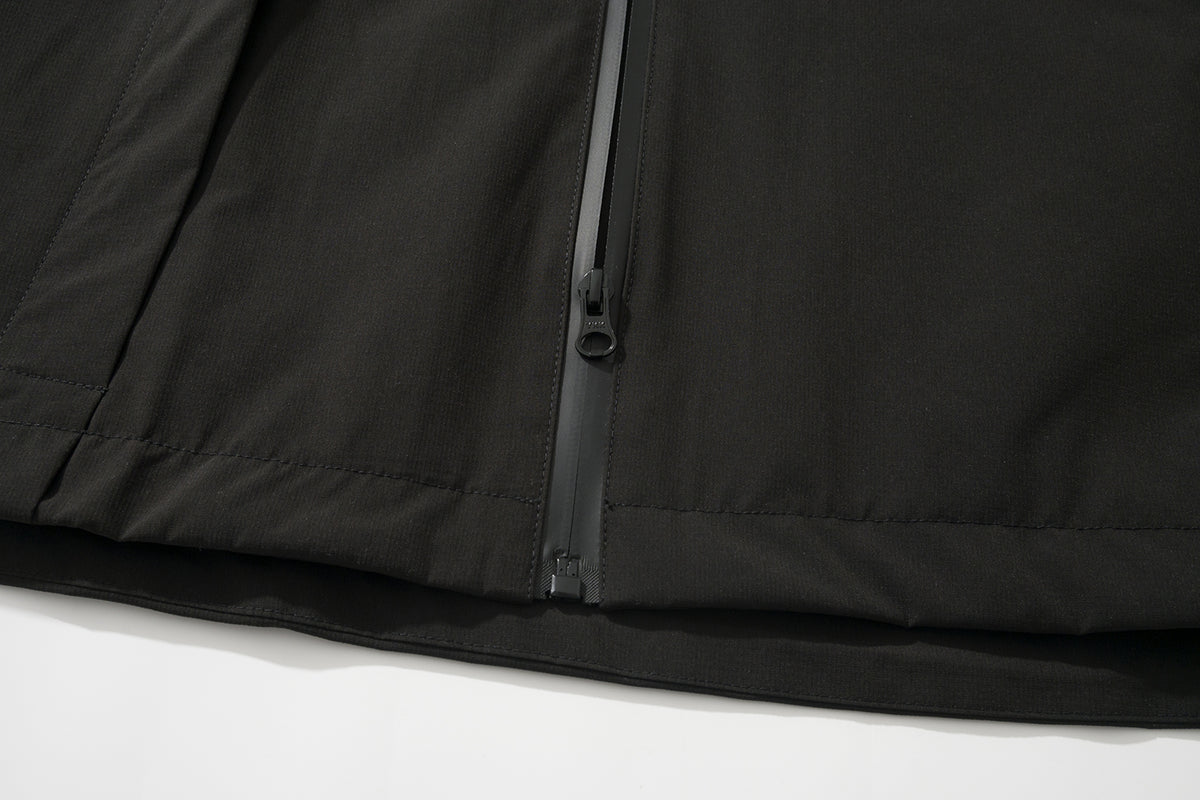 AMULET WINDBREAKER JACKET BLACK