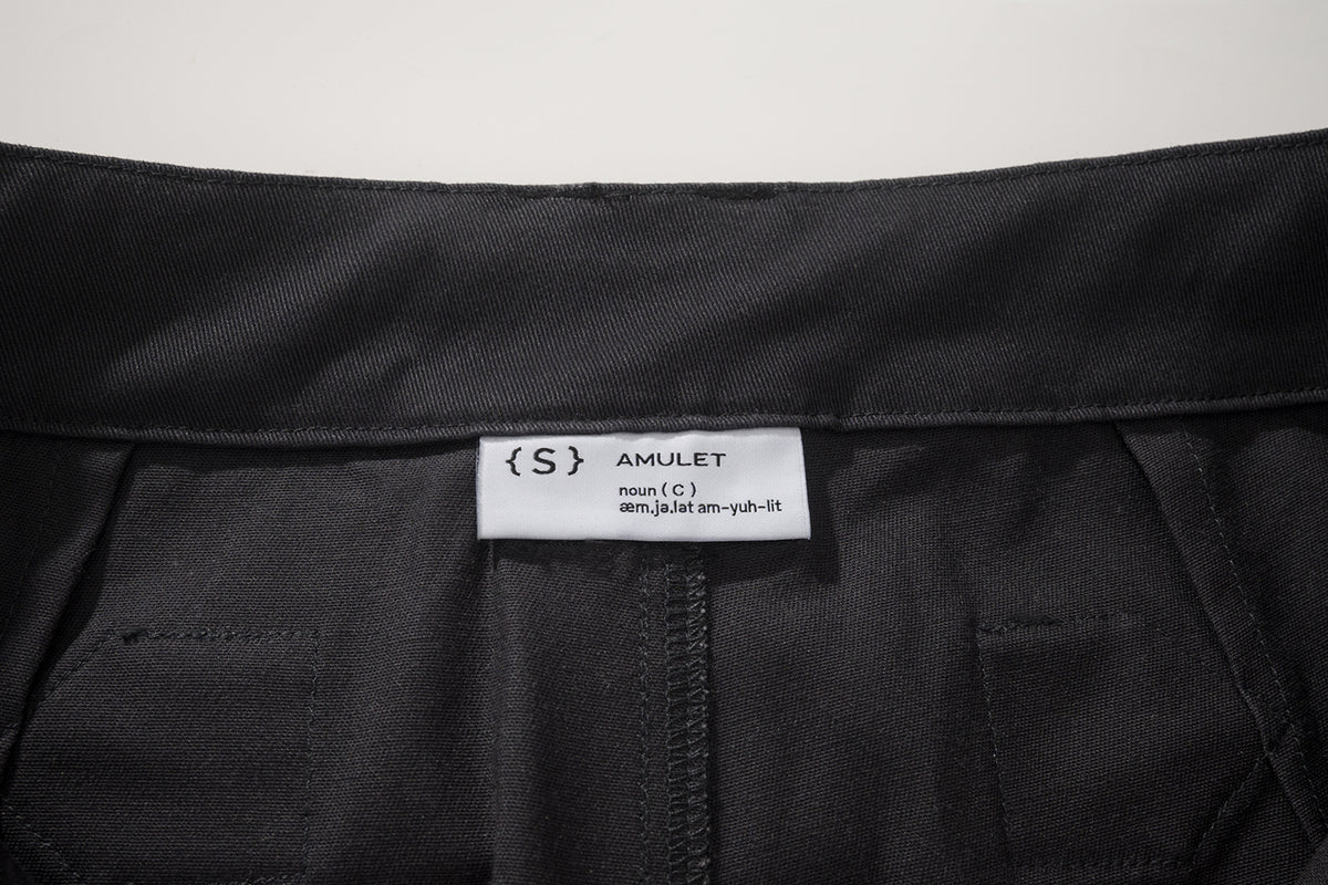 AMULET BALLOON CHINO BLACK