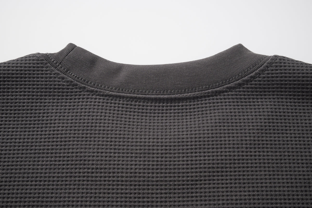 AMULET WAFFLE TEE CHARCOAL