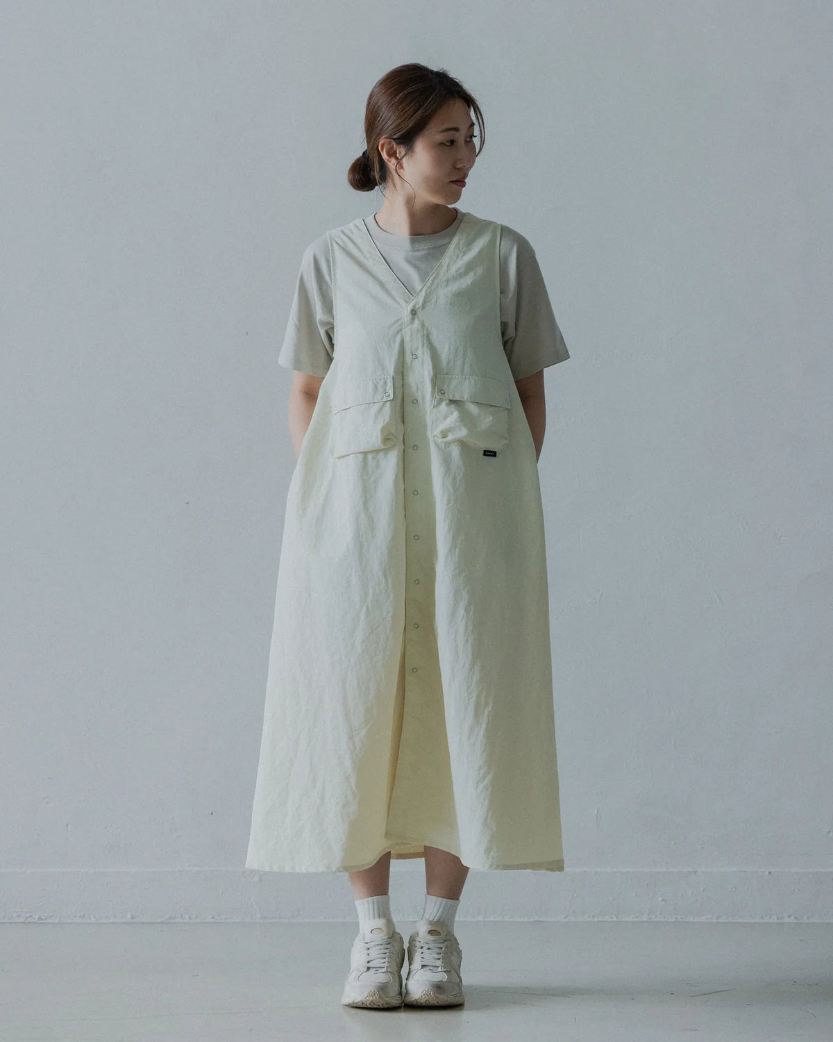 AMULET TECH POCKET DRESS WHITE